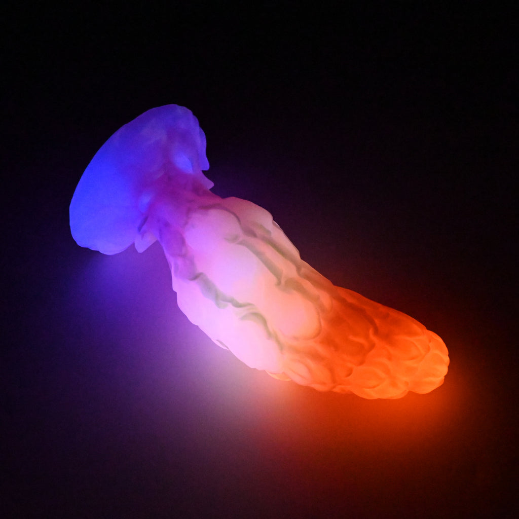 B3SJX25 Flora Medium 0030 UV GITD CS