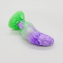 Load image into Gallery viewer, B3MJX26 Flora Medium 0050 UV GITD
