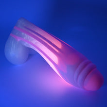 Load image into Gallery viewer, Q4SFU59 Aquus Large 0030 UV GITD
