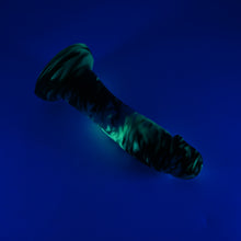 Load image into Gallery viewer, Z2SHX74 Caelus Small 0030 UV GITD
