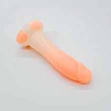 Load image into Gallery viewer, Z2MHX75 Caelus Small 0050 UV GITD
