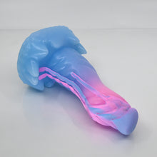 Load image into Gallery viewer, S2SER73 Snark Small 0030 UV GITD

