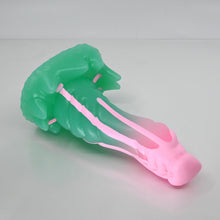 Load image into Gallery viewer, S2XER74 Snark Small 0020 UV GITD
