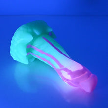 Load image into Gallery viewer, S2XER74 Snark Small 0020 UV GITD
