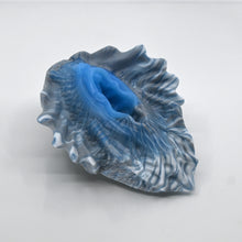 Load image into Gallery viewer, C2MDT05 Calypso Small 0050 UV GITD
