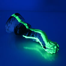 Load image into Gallery viewer, H2MDT33 Hydrae Small 0050 UV GITD
