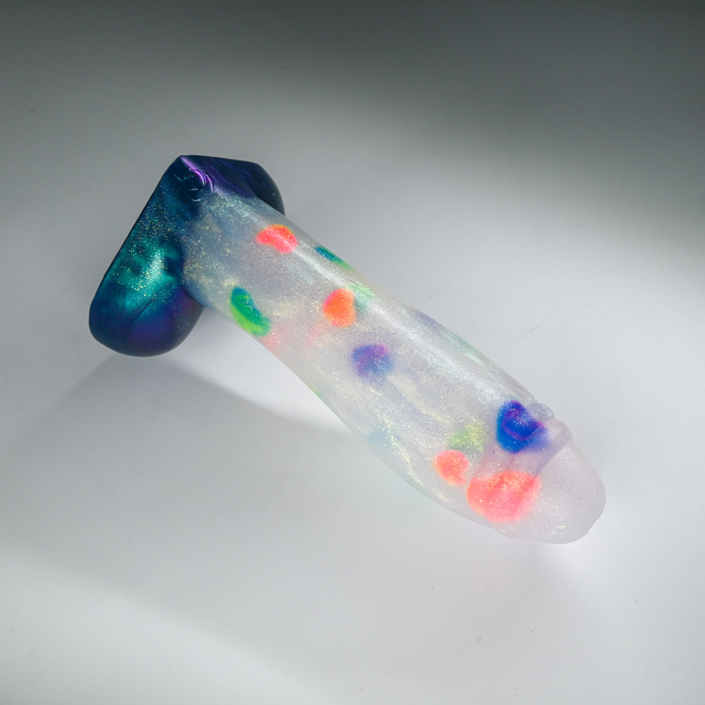 Q3TKA01 Aquus Medium NC 0031 UV GITD CS