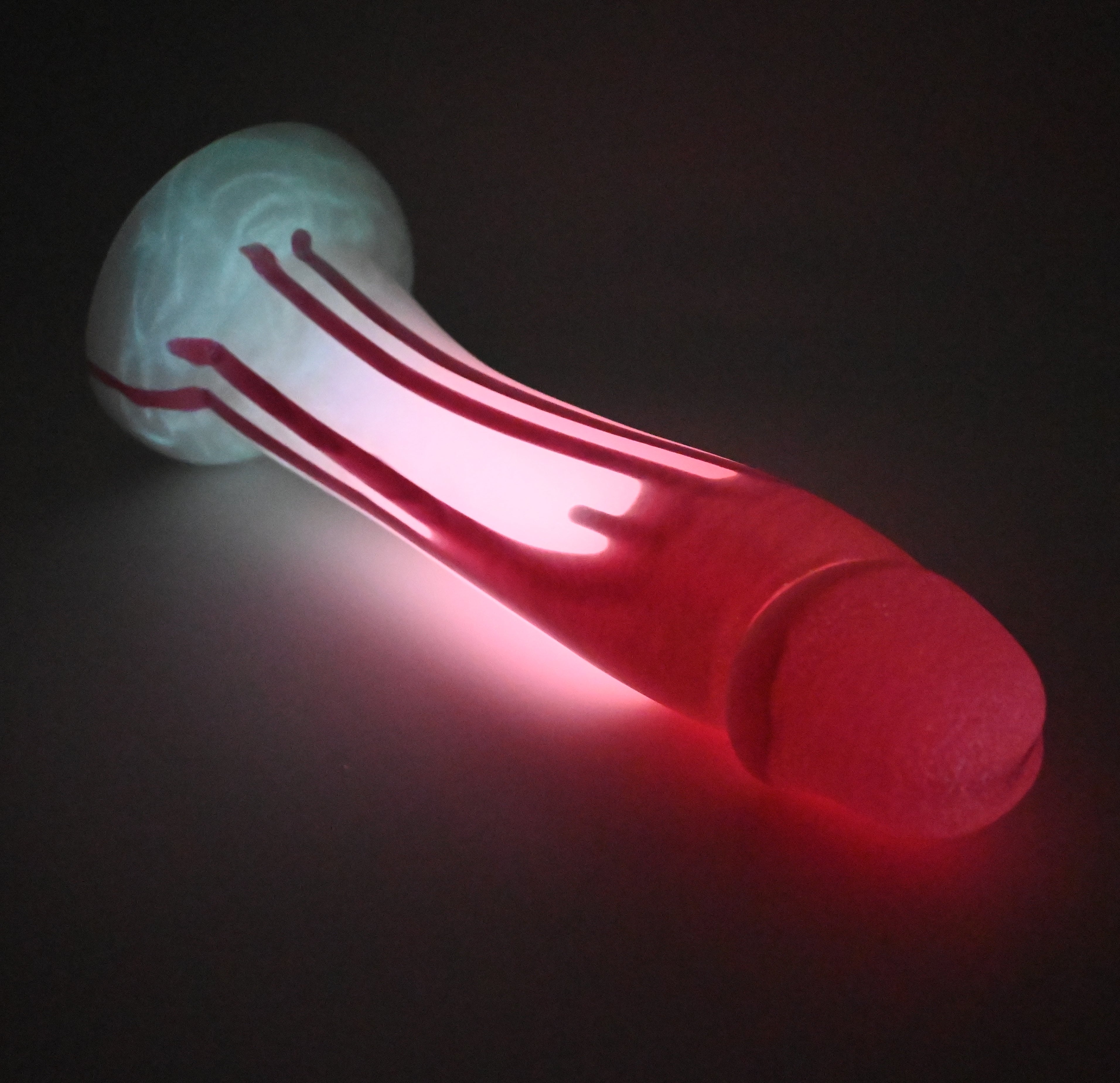 Z4SFV60 Caelus Large 0030 UV GITD