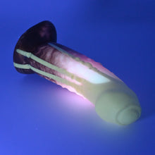 Load image into Gallery viewer, T2SFU73 Titan Small 0030 UV GITD
