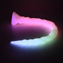 Load image into Gallery viewer, S3SGV60 Sera's Horn Medium 0030 UV GITD
