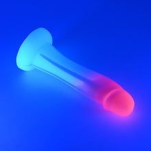 Load image into Gallery viewer, Z3MKA62 Caelus Medium 0050 UV GITD GOBLIN HOLE
