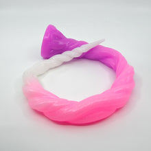 Load image into Gallery viewer, S4SGV62 Sera's Horn Large 0030 UV GITD
