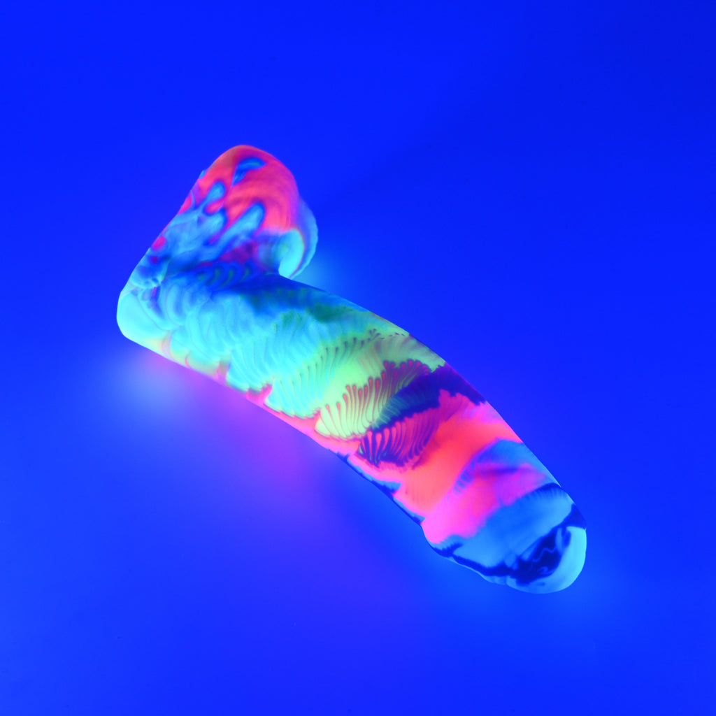R3SKA03 Orion Medium 0030 UV GITD