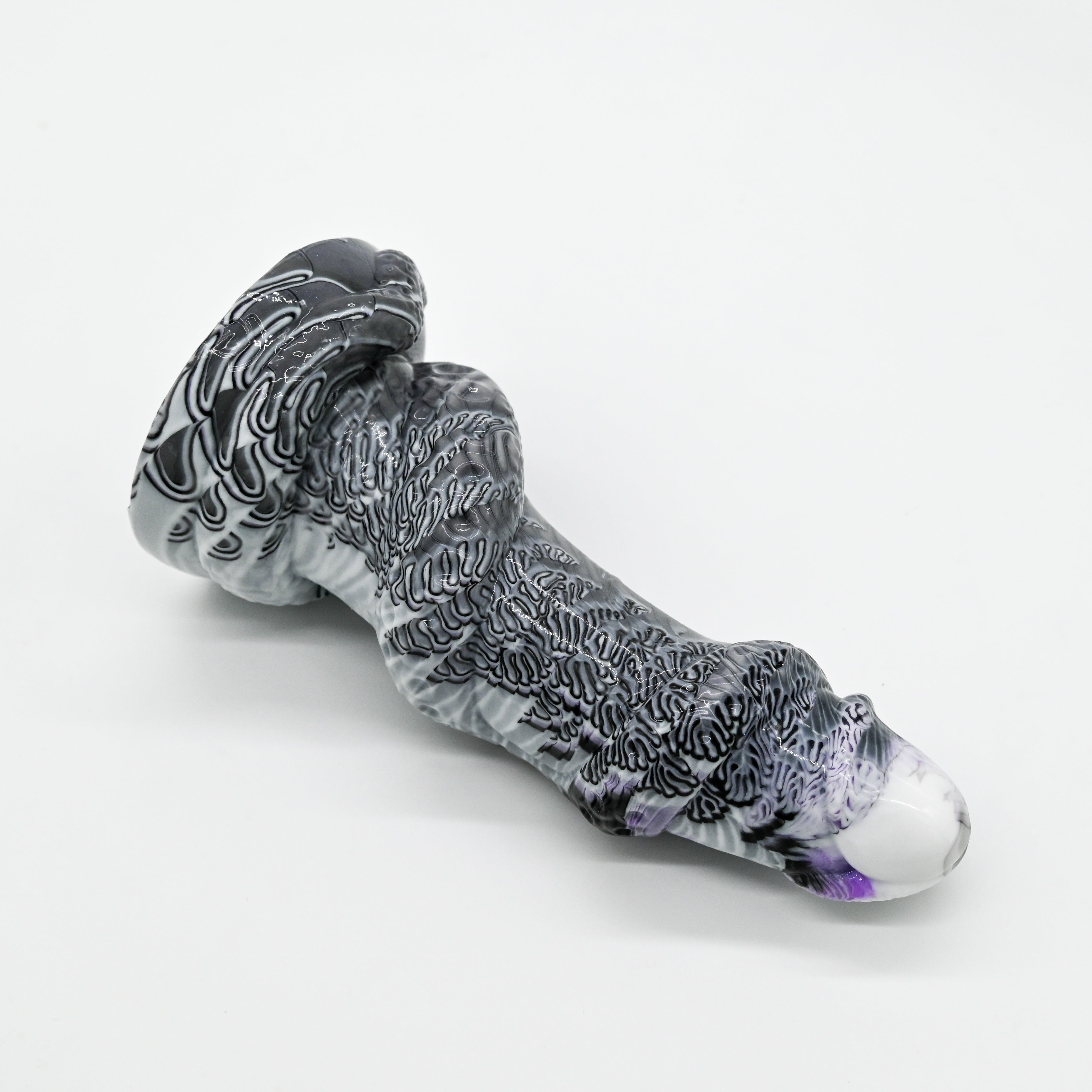 33MJY70 Celia Medium 0050 UV GITD GOBLIN HOLE
