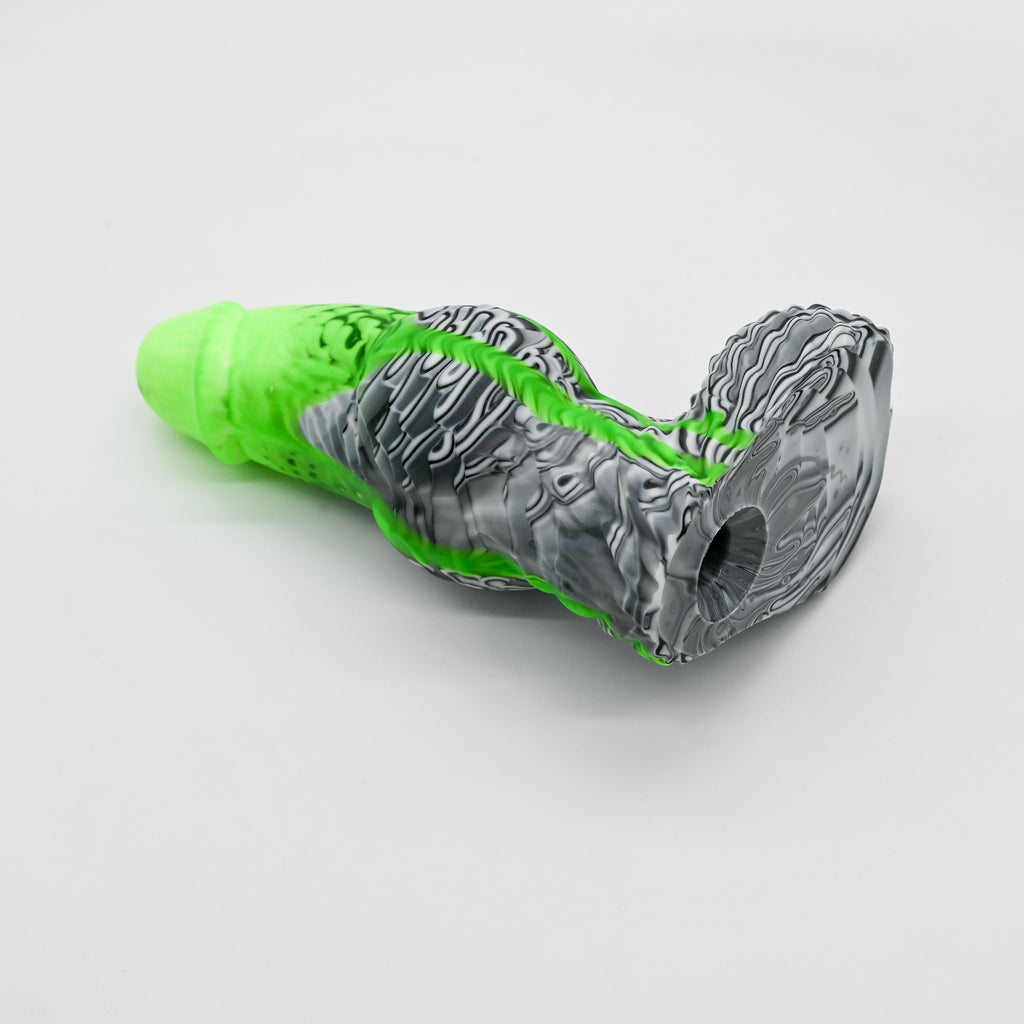 53MJY86 Jacob Medium 0050 UV GITD GOBLIN HOLE