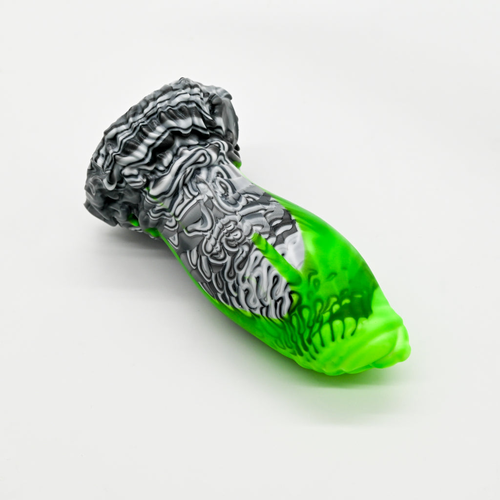 83MJZ09 Hue Medium 0050 UV GITD GOBLIN HOLE