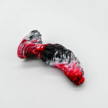 Load image into Gallery viewer, B2SHW64 Flora Small 0030 UV GITD
