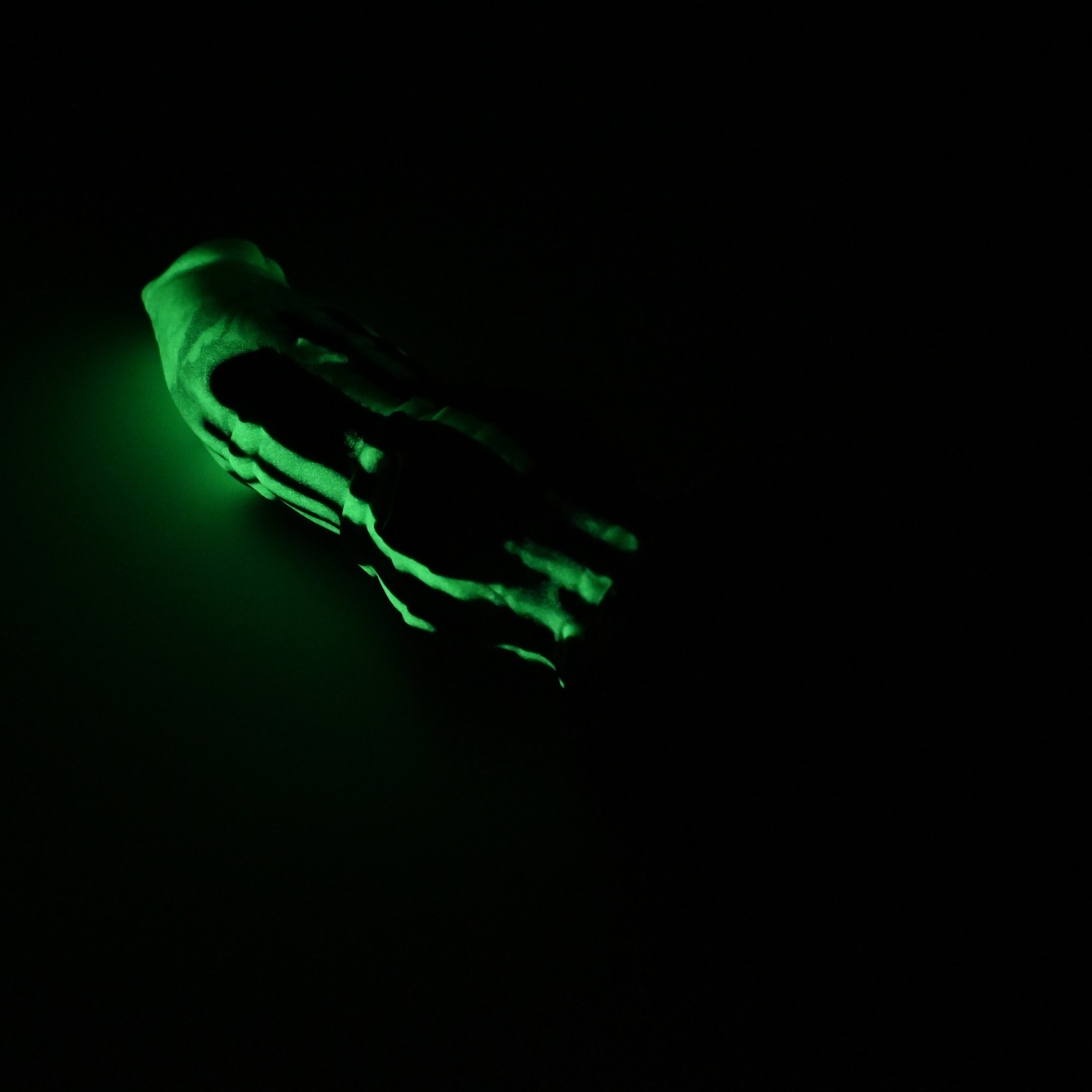 H3MJZ66 Hellion Medium 0050 UV GITD GOBLIN HOLE
