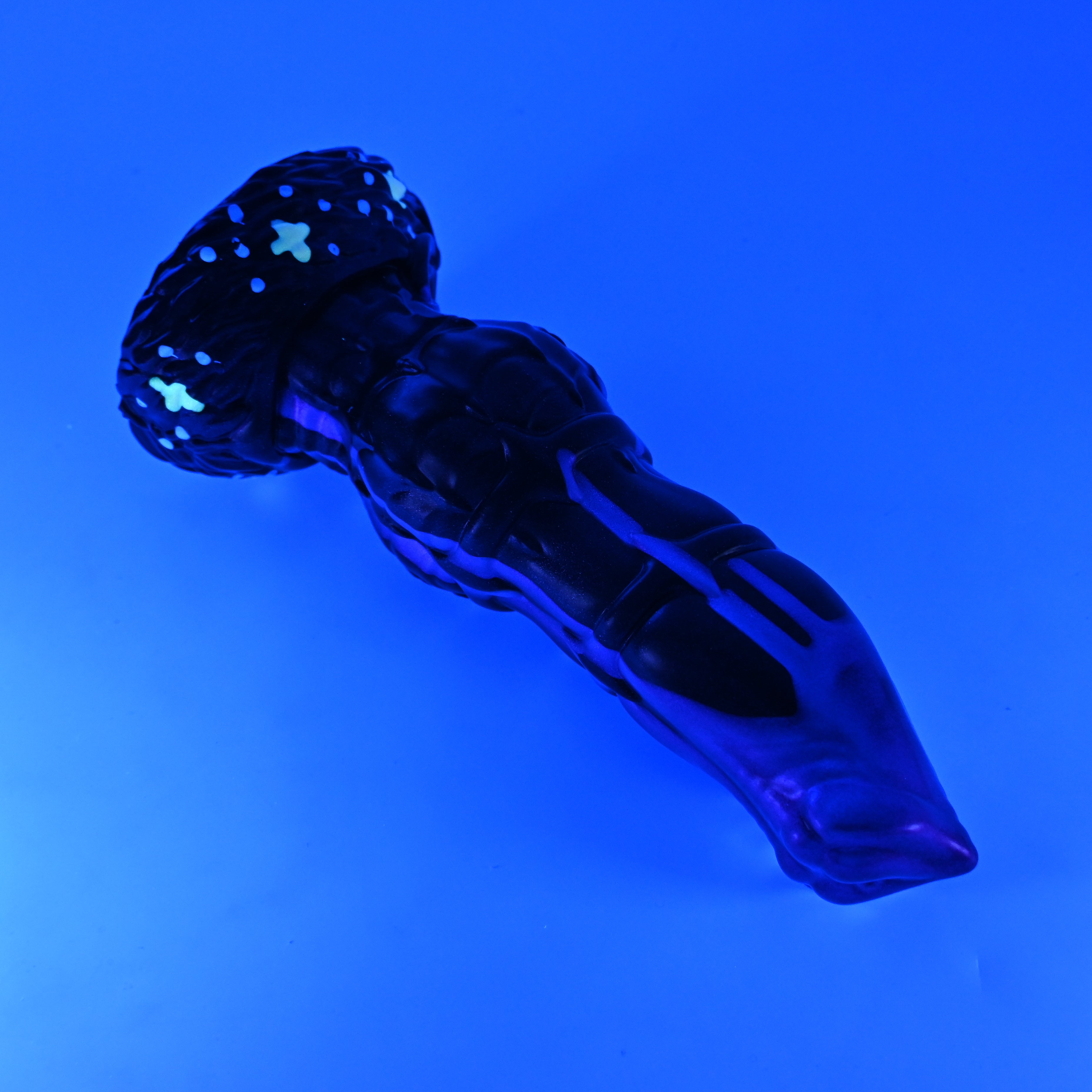 H3SJZ68 Hellion Medium 0030 UV GITD CS