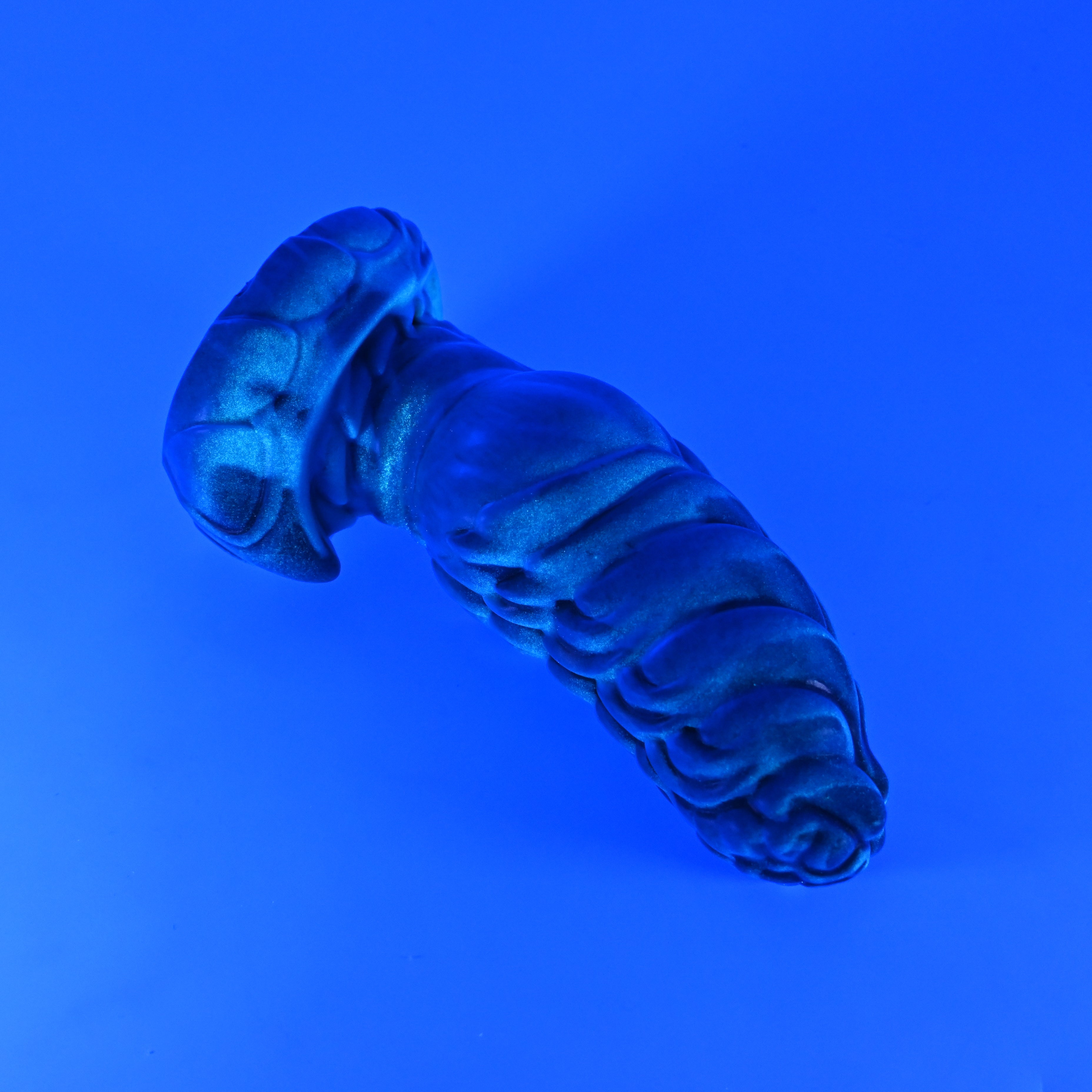P2SJZ84 Pluto Small 0030 UV GITD