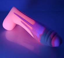Load image into Gallery viewer, Q4MEV83 Aquus Large 0050 UV GITD
