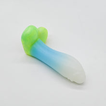 Load image into Gallery viewer, Q2MHZ05 Aquus Small 0050 UV GITD
