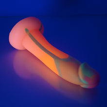 Load image into Gallery viewer, Z2XEW36 Caelus Small 0020 UV GITD
