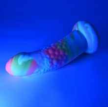 Load image into Gallery viewer, T4SGX23^ Titan Large 0030 UV GITD GHPA
