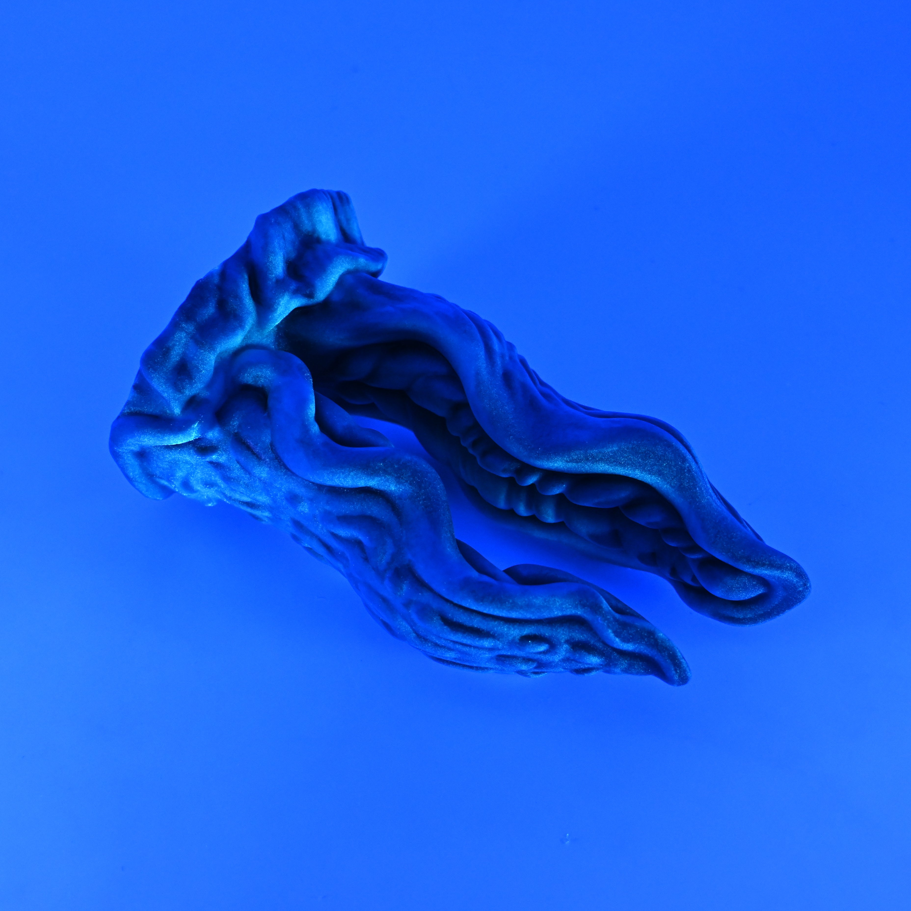A3SJZ22 Alara Medium 0030 UV GITD
