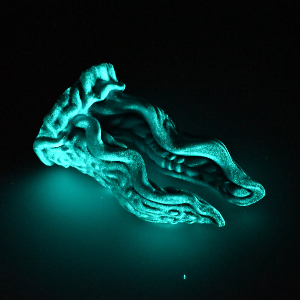 A3SJZ22 Alara Medium 0030 UV GITD
