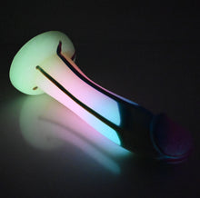 Load image into Gallery viewer, Z3SEW43 Caelus Medium 0030 UV GITD

