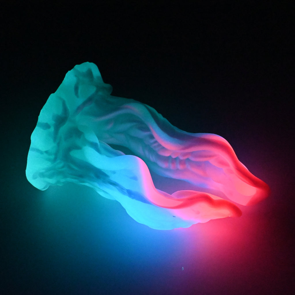 A4MJZ24 Alara Large 0050 UV GITD CS