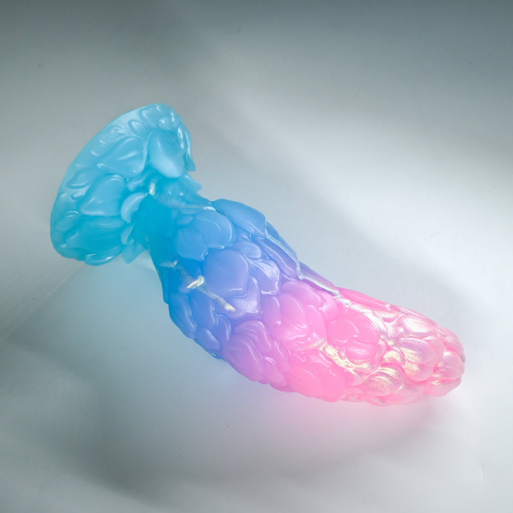 B3MJZ30 Flora Medium 0050 UV GITD CS