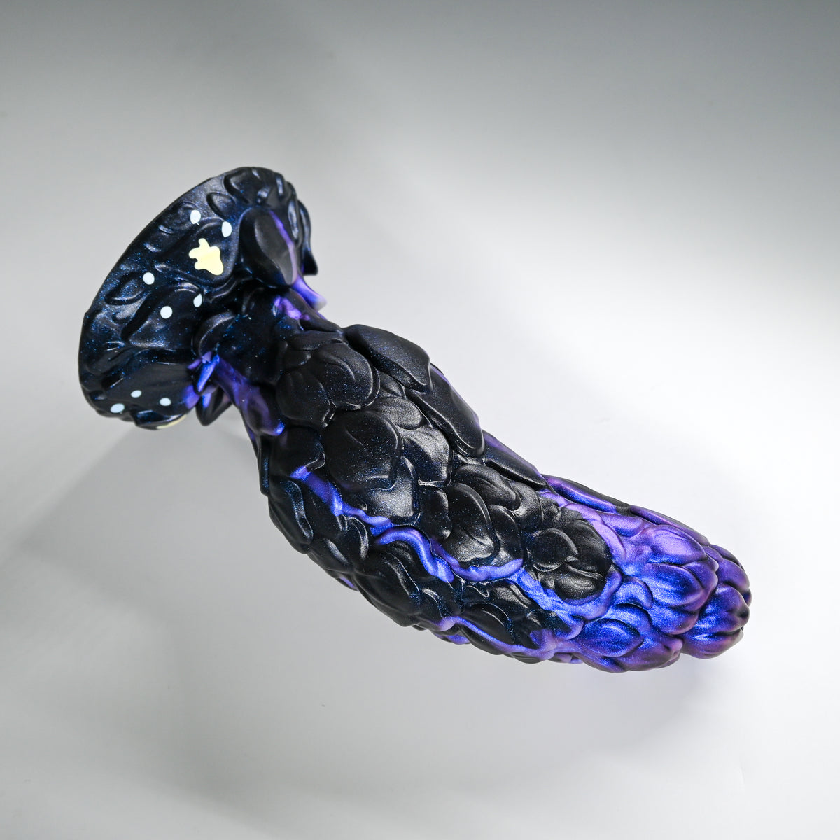B3MJZ32 Flora Medium 0050 UV GITD