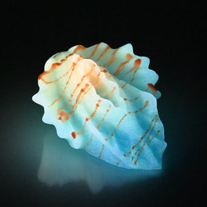 C2SDU70 Calypso Small 0030 UV GITD
