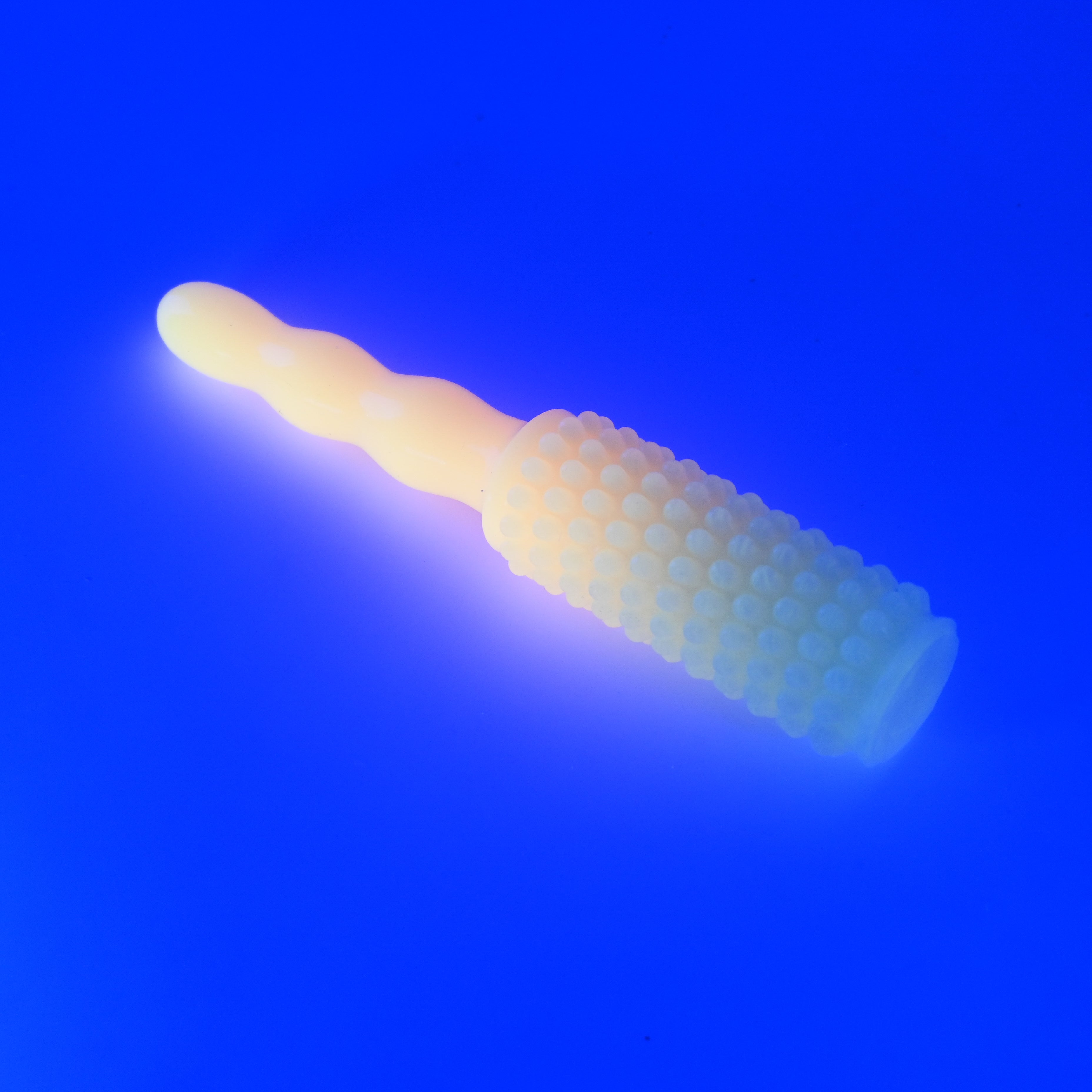 BCXKB20 Round Brush Contoured Handle 0020 UV GITD