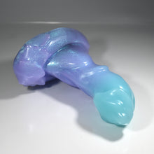 Load image into Gallery viewer, R2XEV85 Oberon Small 0020 UV GITD CS
