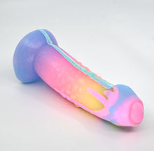 Load image into Gallery viewer, T2SFW67 Titan Small 0020 UV GITD
