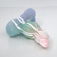 Load image into Gallery viewer, Y2SEW30 Kong Small 0030 UV GITD
