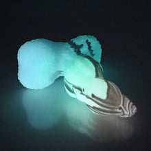 Load image into Gallery viewer, Y2SEW30 Kong Small 0030 UV GITD
