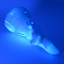 Load image into Gallery viewer, N3SFW25 Nereid Medium 0030 UV GITD
