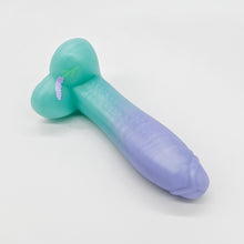 Load image into Gallery viewer, Q3MKB95 Aquus Medium 0050 UV GITD GOBLIN HOLE
