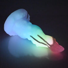 Load image into Gallery viewer, N3SEV61 Nereid Medium 0030 UV GITD
