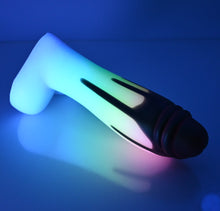 Load image into Gallery viewer, Q3SDV54 Aquus Medium 0030 UV GITD CS
