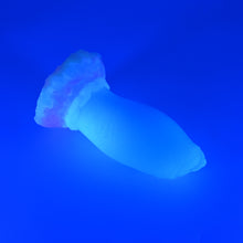 Load image into Gallery viewer, 82MHY34 Hue Small 0050 UV GITD
