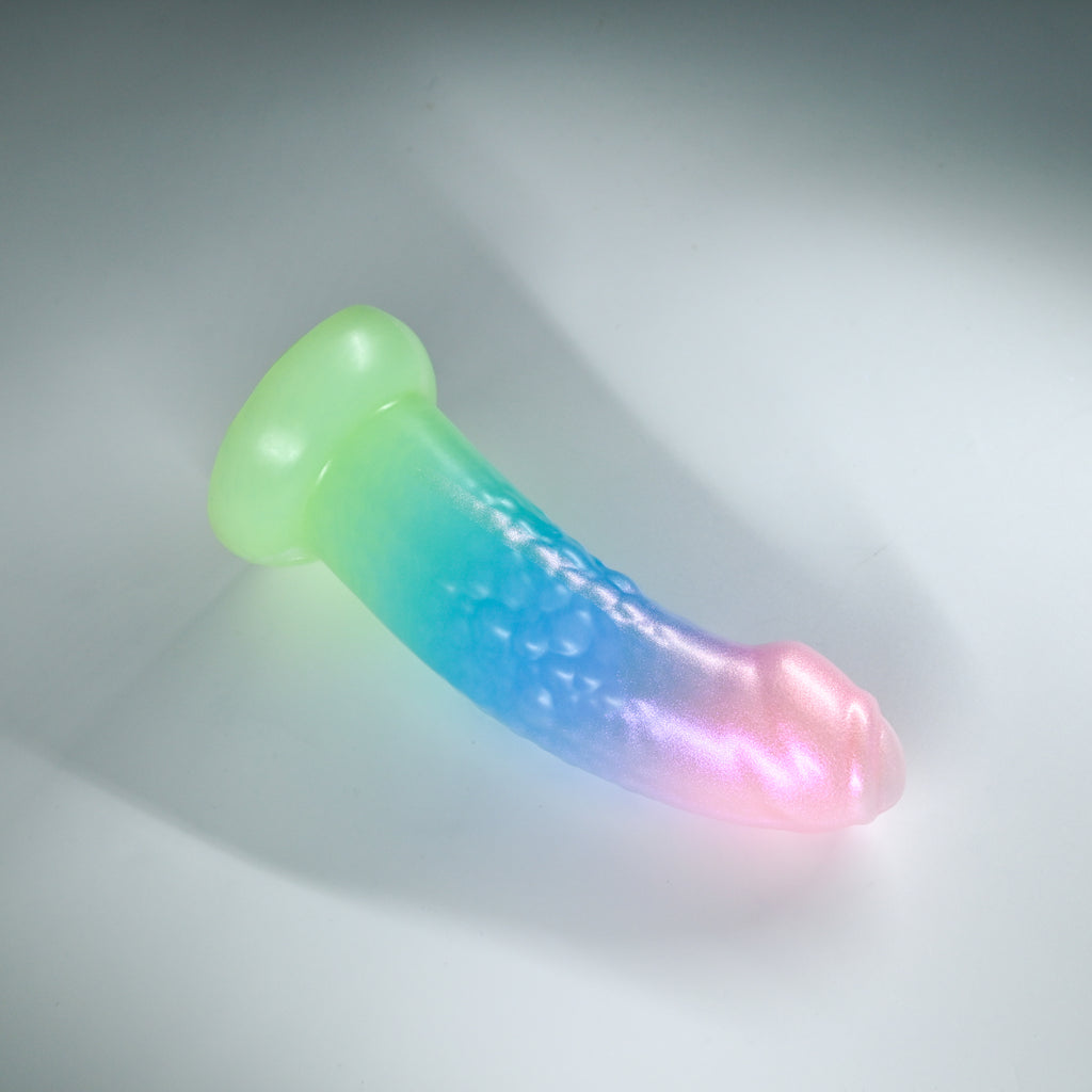 T2MKC06 Titan Small 0050 UV GITD CS