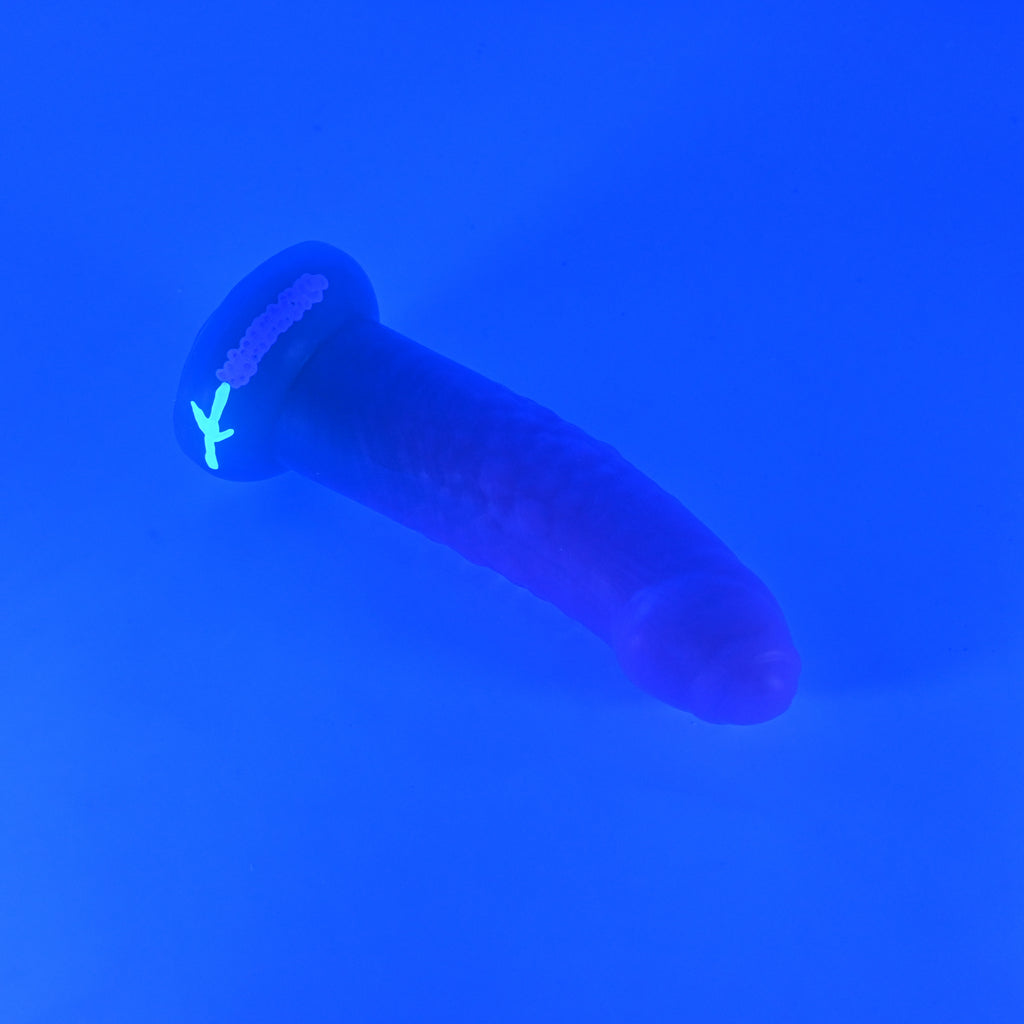T2MKC07 Titan Small 0050 UV GITD