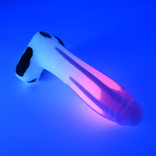 Load image into Gallery viewer, Q2SGY67 Aquus Small 0030 UV GITD

