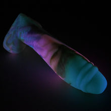 Load image into Gallery viewer, Q4MGY72u Aquus Large 0050 UV GITD GHPA
