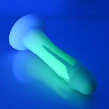 Load image into Gallery viewer, Z2MDW06 Caelus Small 0050 UV GITD
